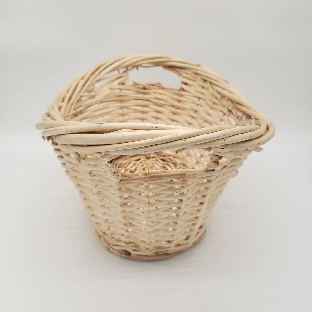 Natural Woven Wicker Basket Rustic Boho Farmhouse Storage Oval Handled Decor